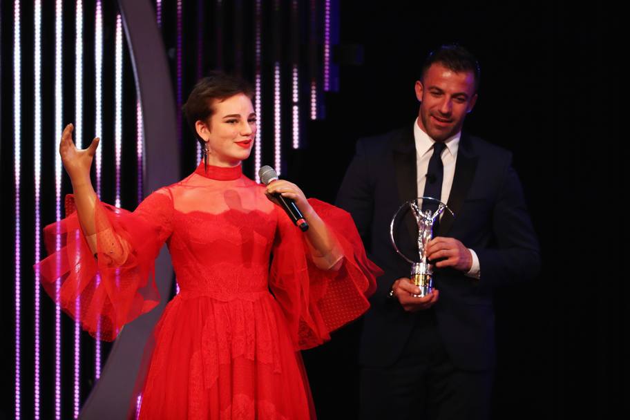Laureus Awards 2017: a Montecarlo il trionfo di Bebe Vio. Premiata da Alessandro Del Piero. Getty 